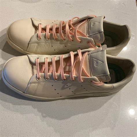 Buy Pharrell Williams x Stan Smith 'Cream' .